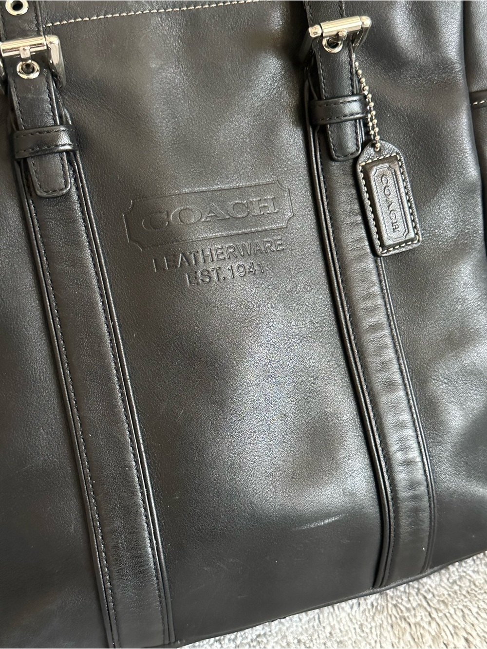 Coach Hamptons Leather Tote #8E92 - Picture 2 of 16